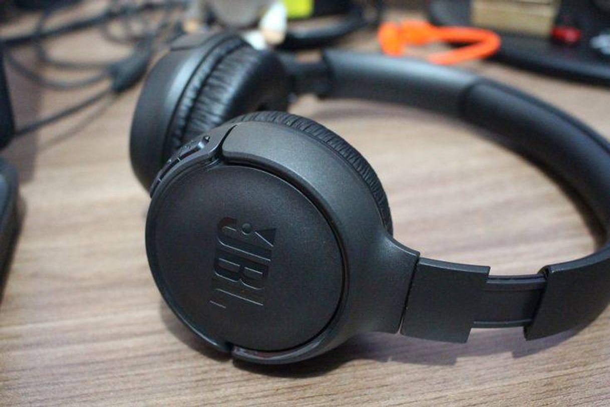 Product Fone JBL