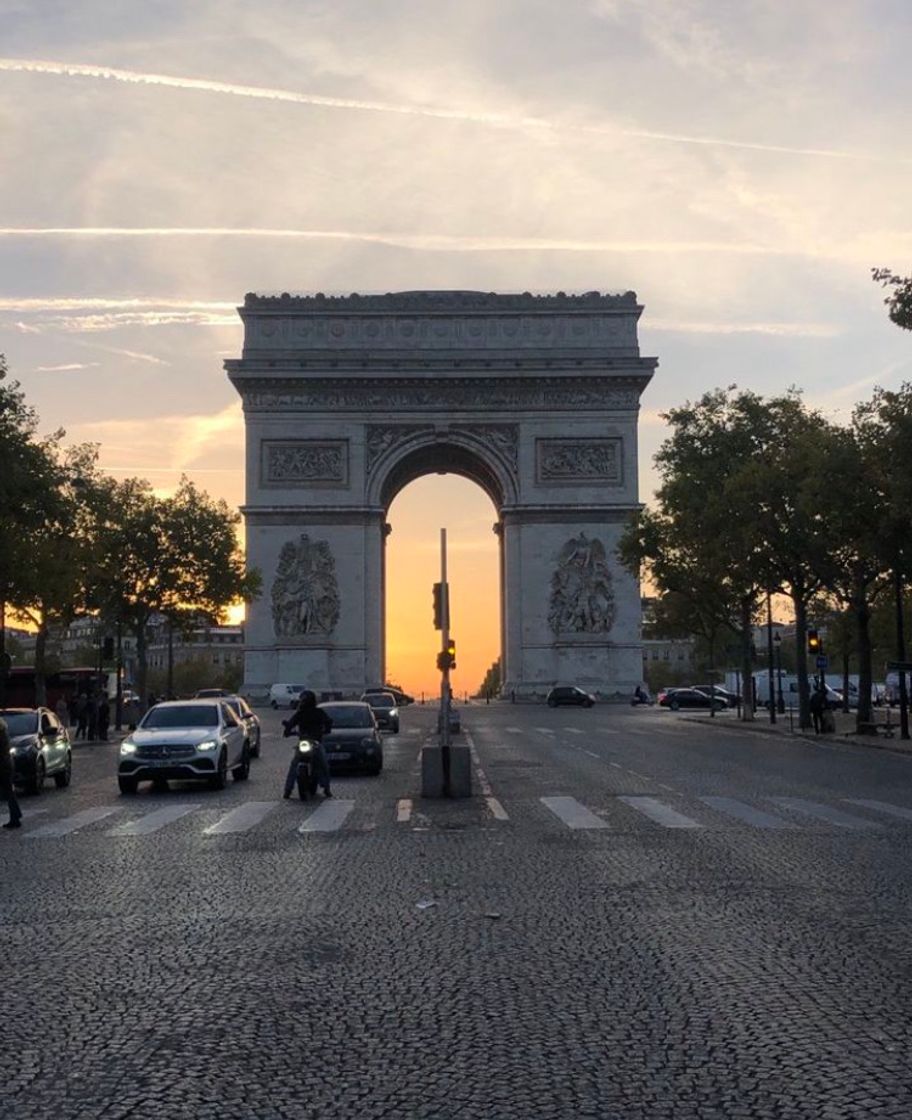 Place Arc de Triomf