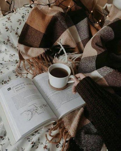 Cobertor, chá e livro... Combinação perfeita ❤