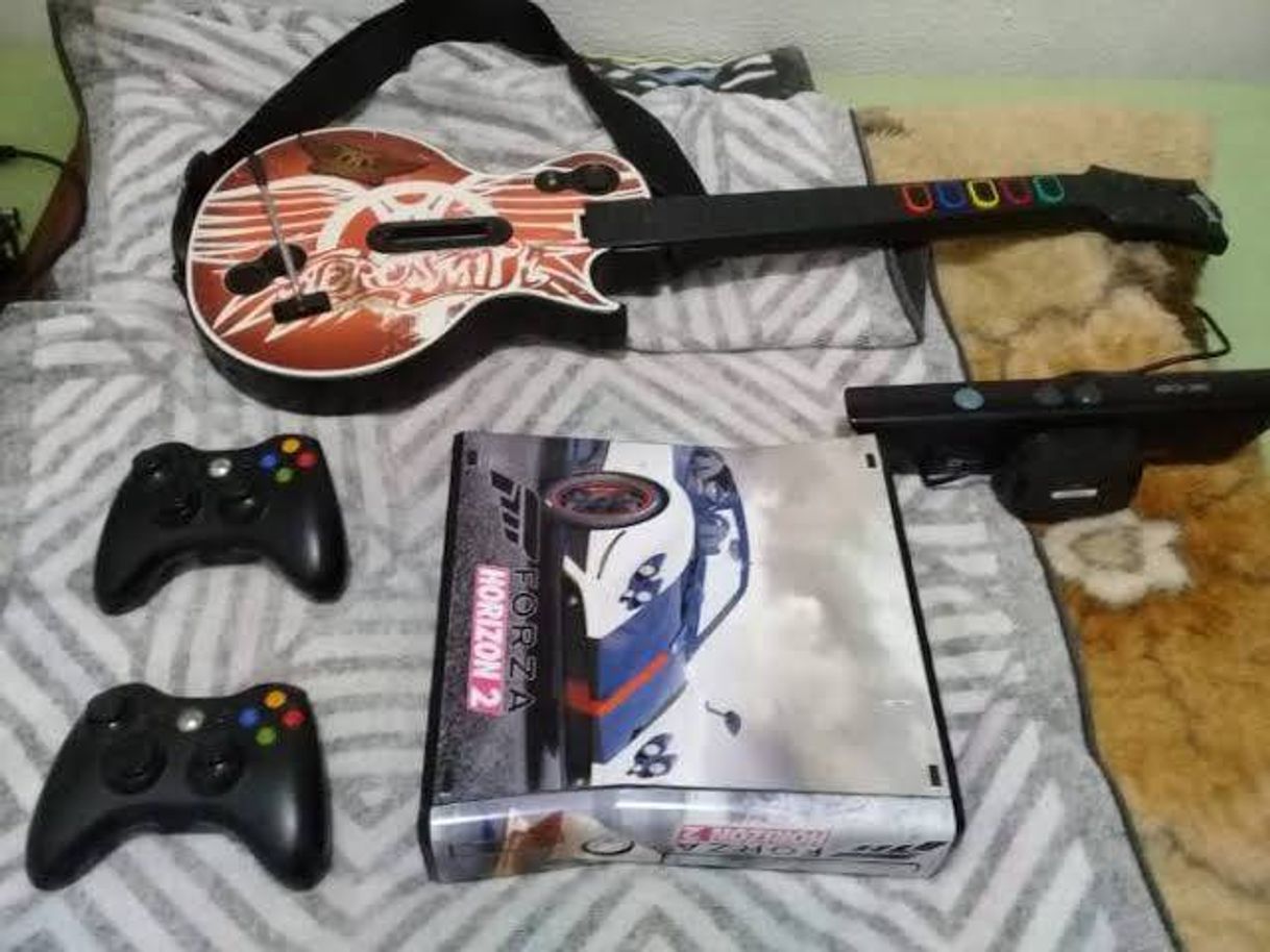 Fashion Xbox com guitarra