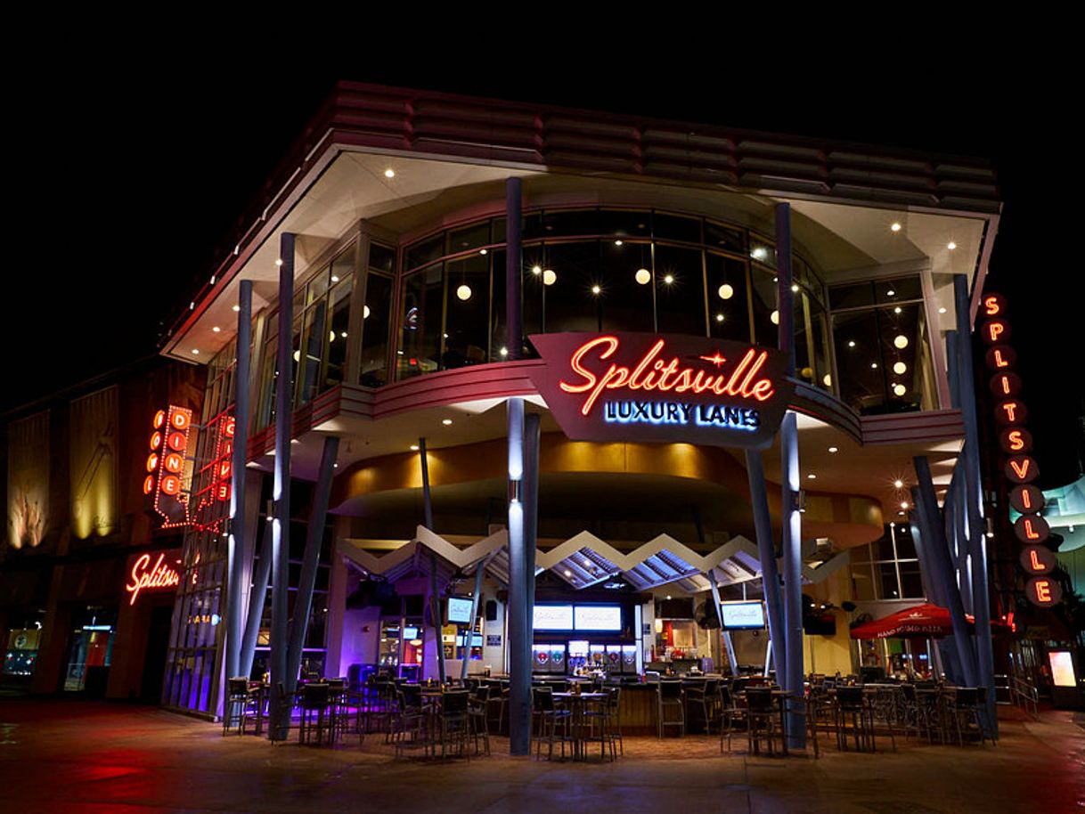 Splitsville Luxury Lanes
