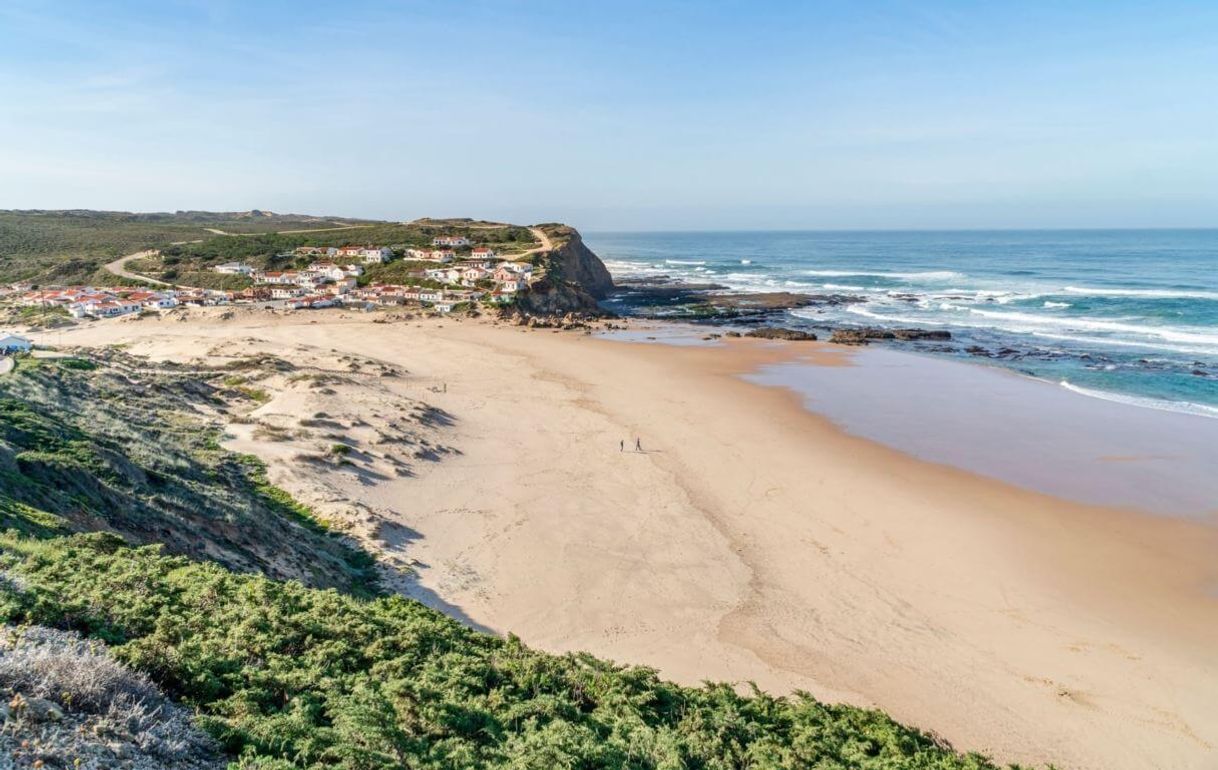 Place Praia de Monte Clérigo