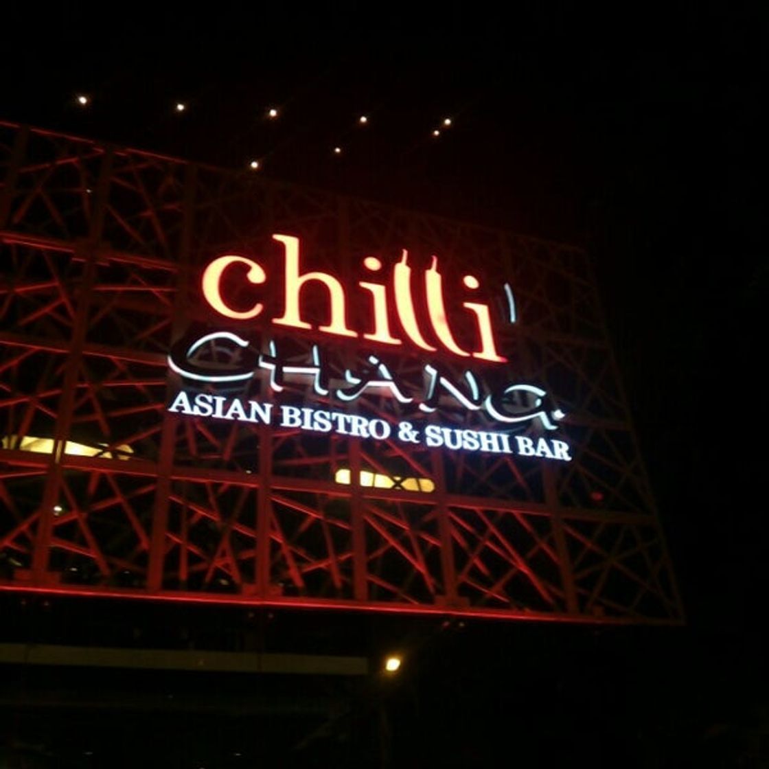 Restaurantes Chilli Chang Asian Bistro and Sushi Bar