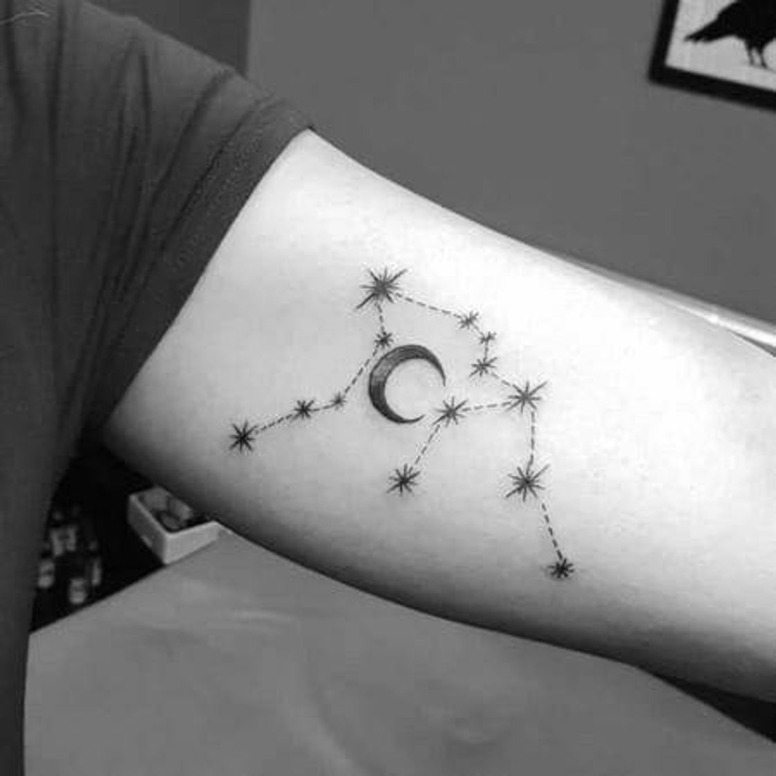 Moda tatoo signo aquário