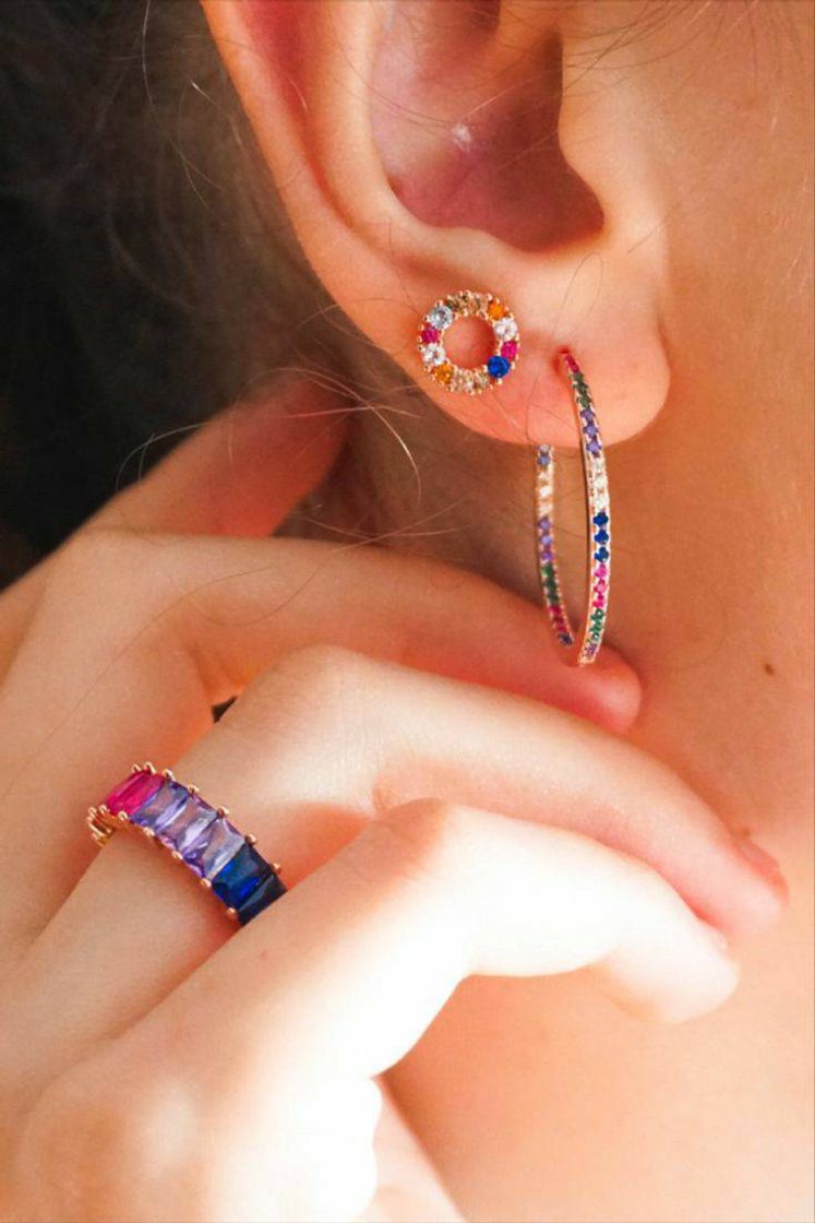 Social Jóias em prata com zicórnias coloridas