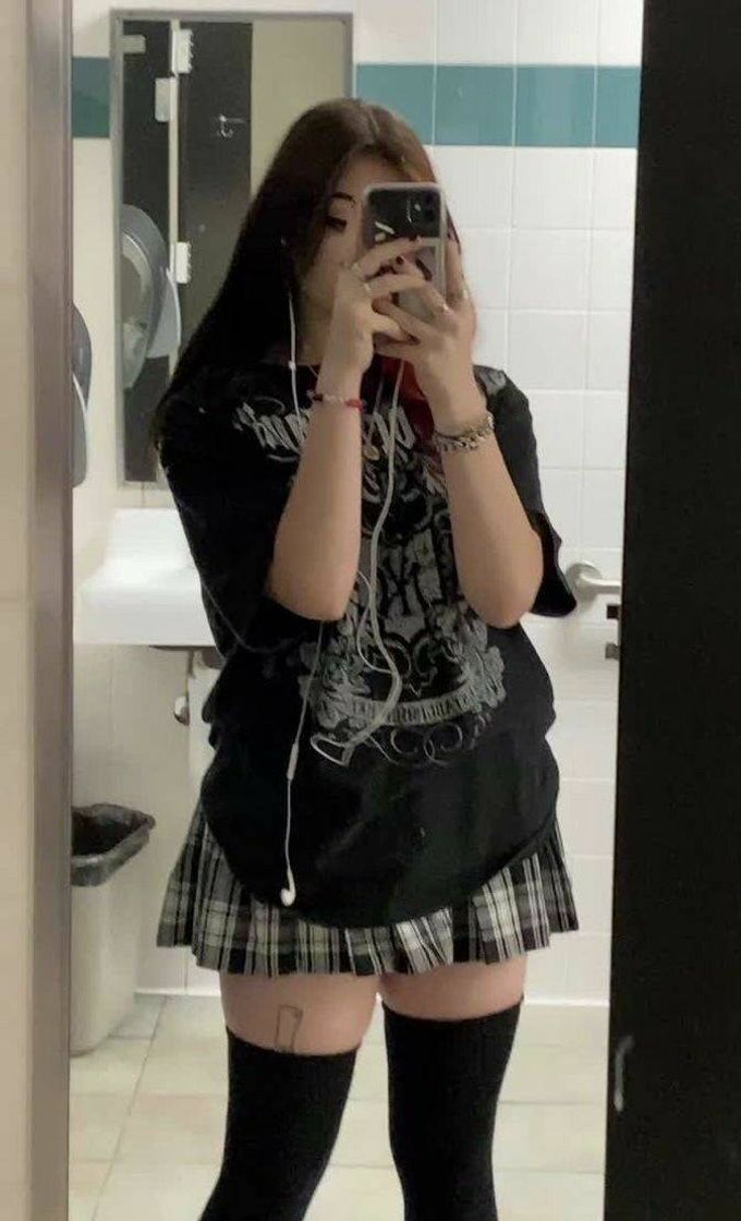 Social Outfit egirl