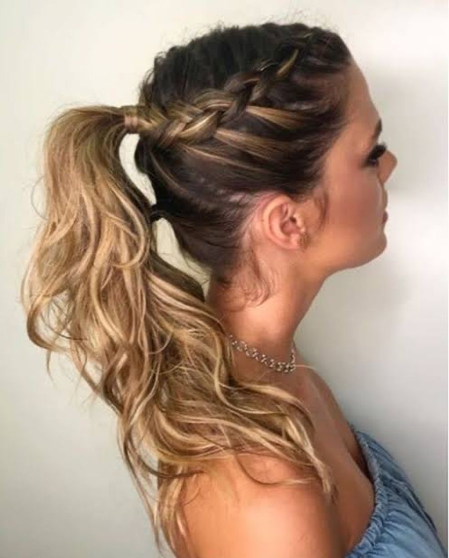 Moda penteado no rabo de cavalo 