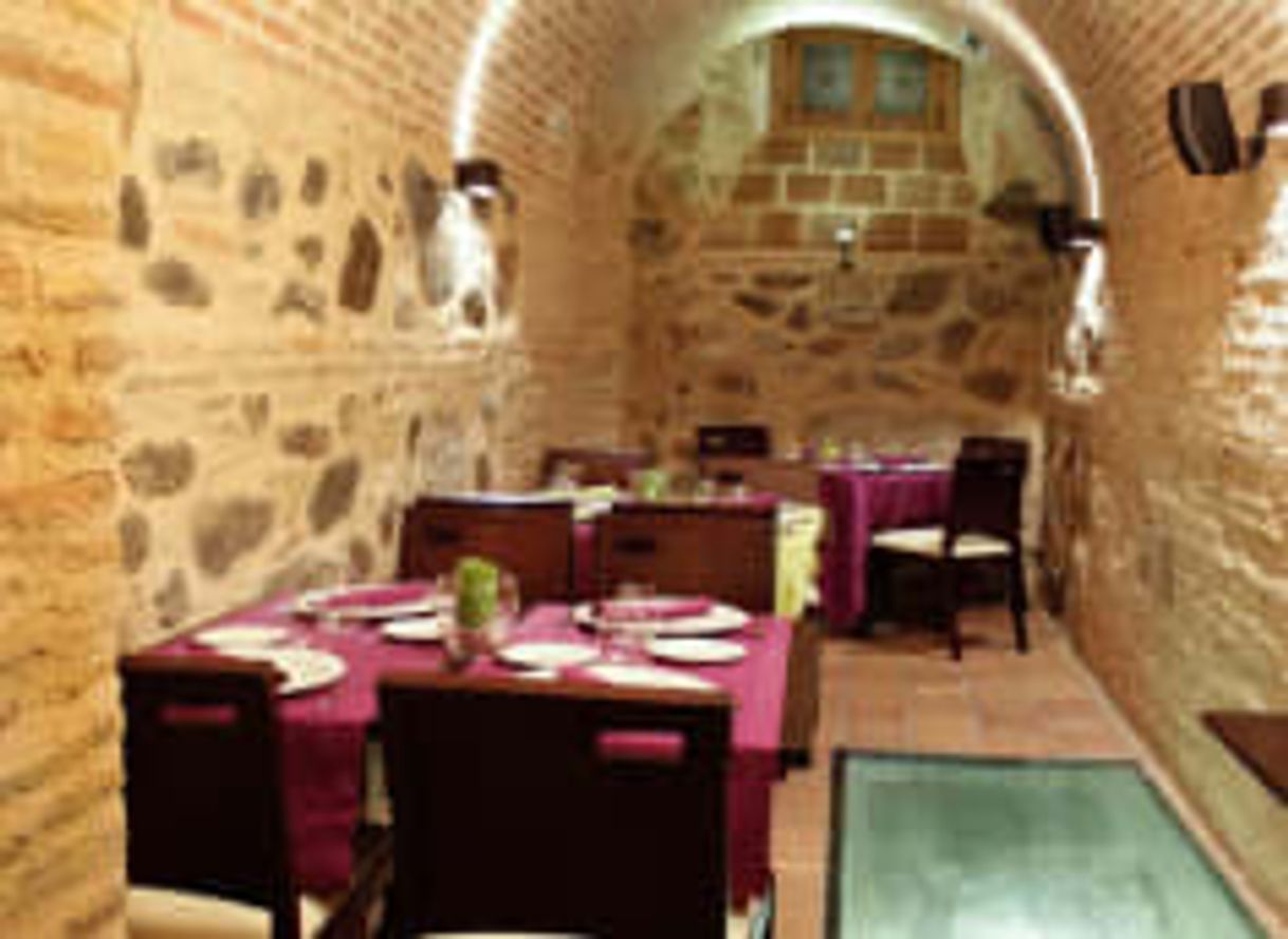 Restaurants Restaurante Alfileritos 24