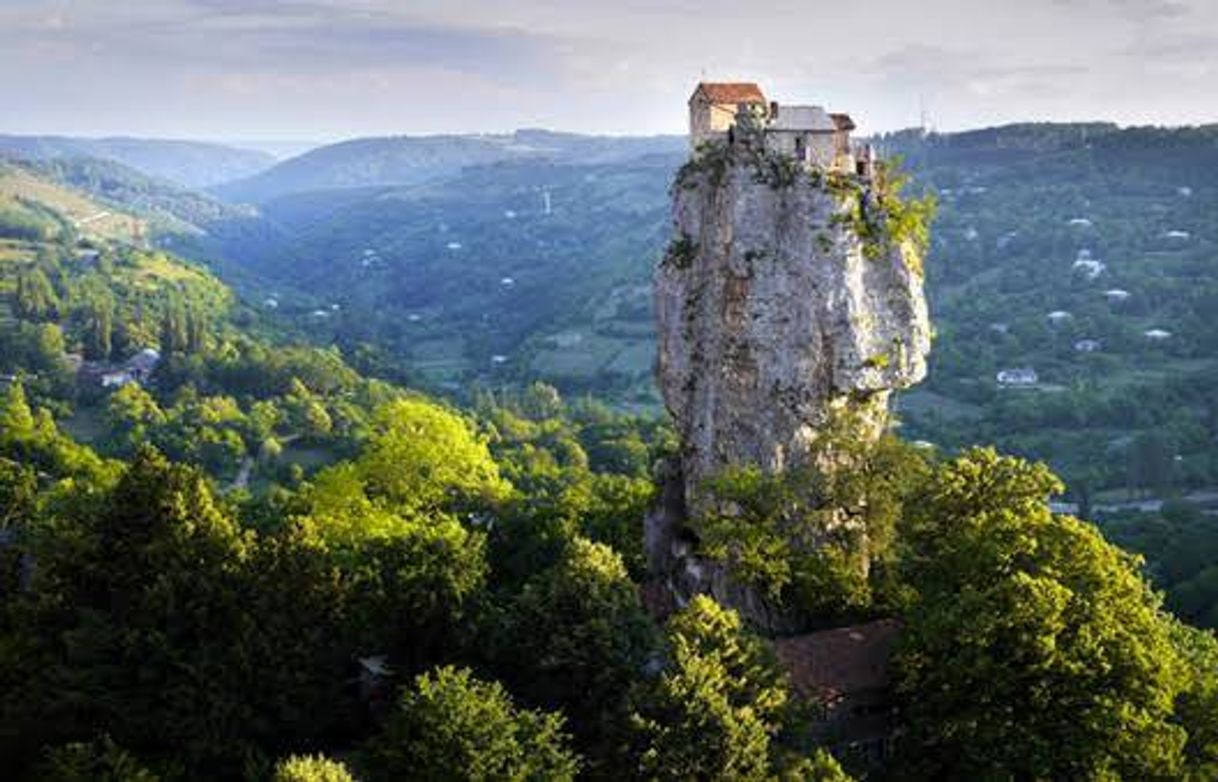 Lugar Katskhi Pillar