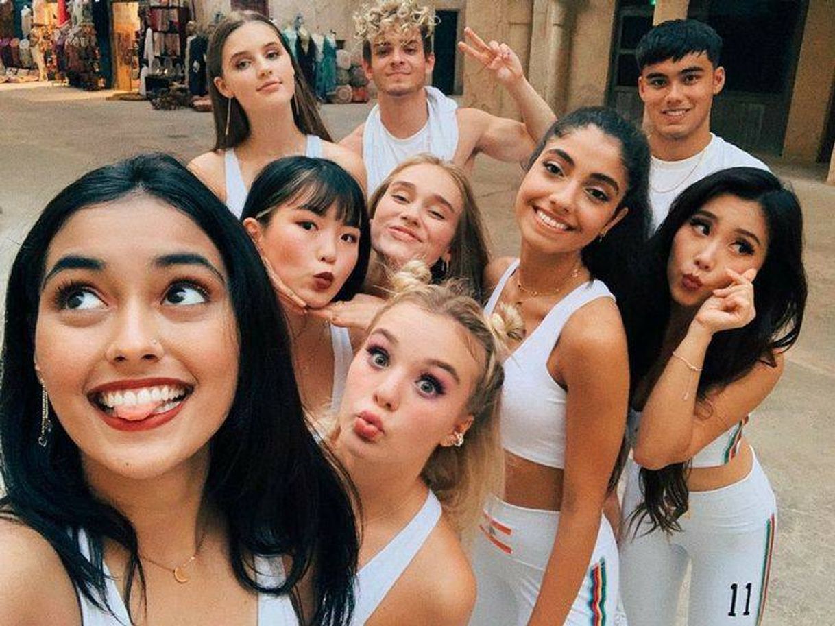 Fashion now united