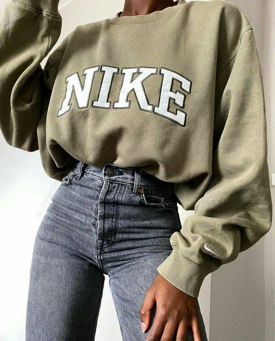 Social 𝕆𝕦𝕥𝕗𝕚𝕥