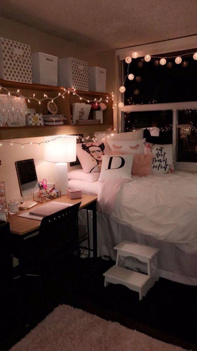 Social comfort room