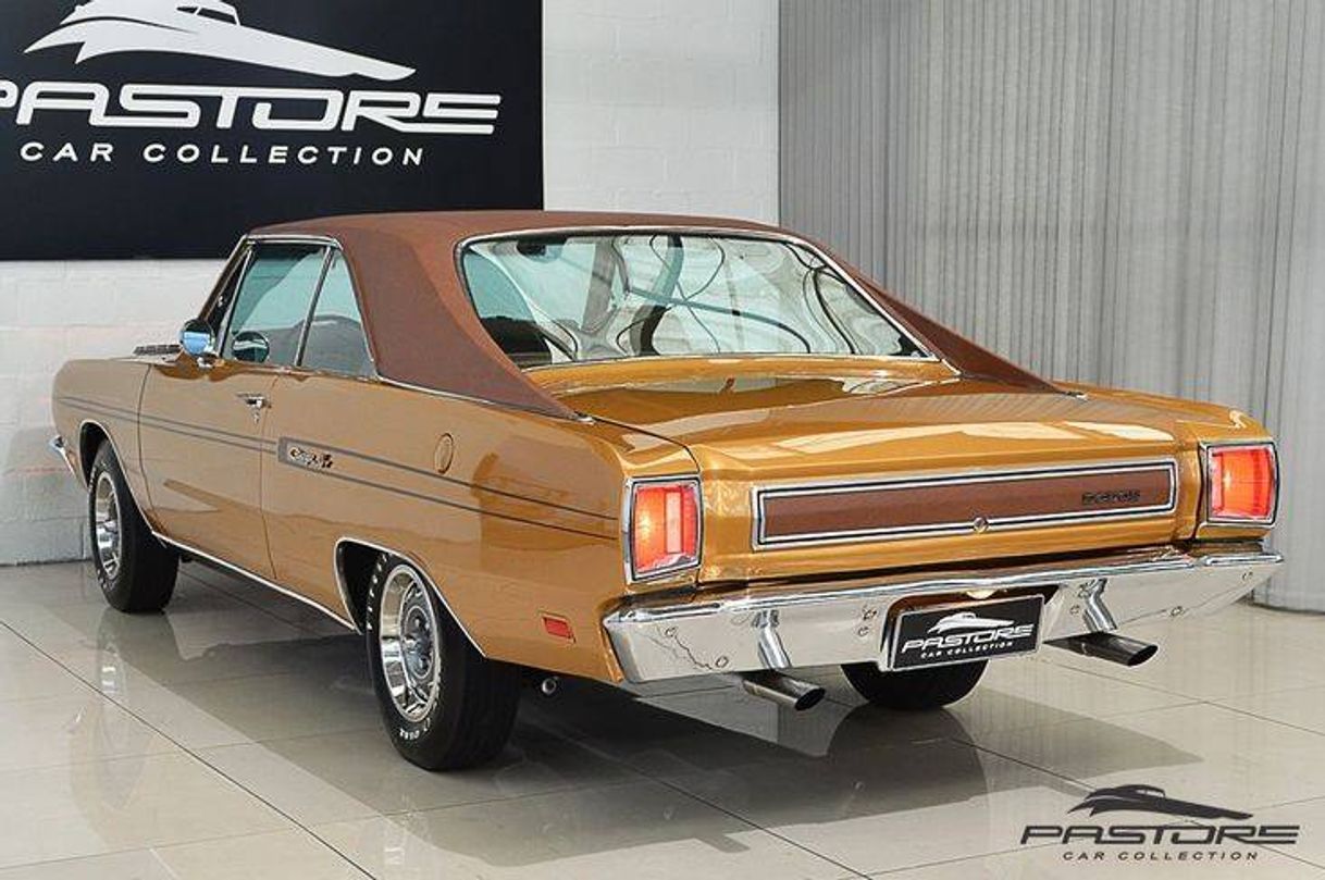 Fashion Dodge Charger R/T 1977