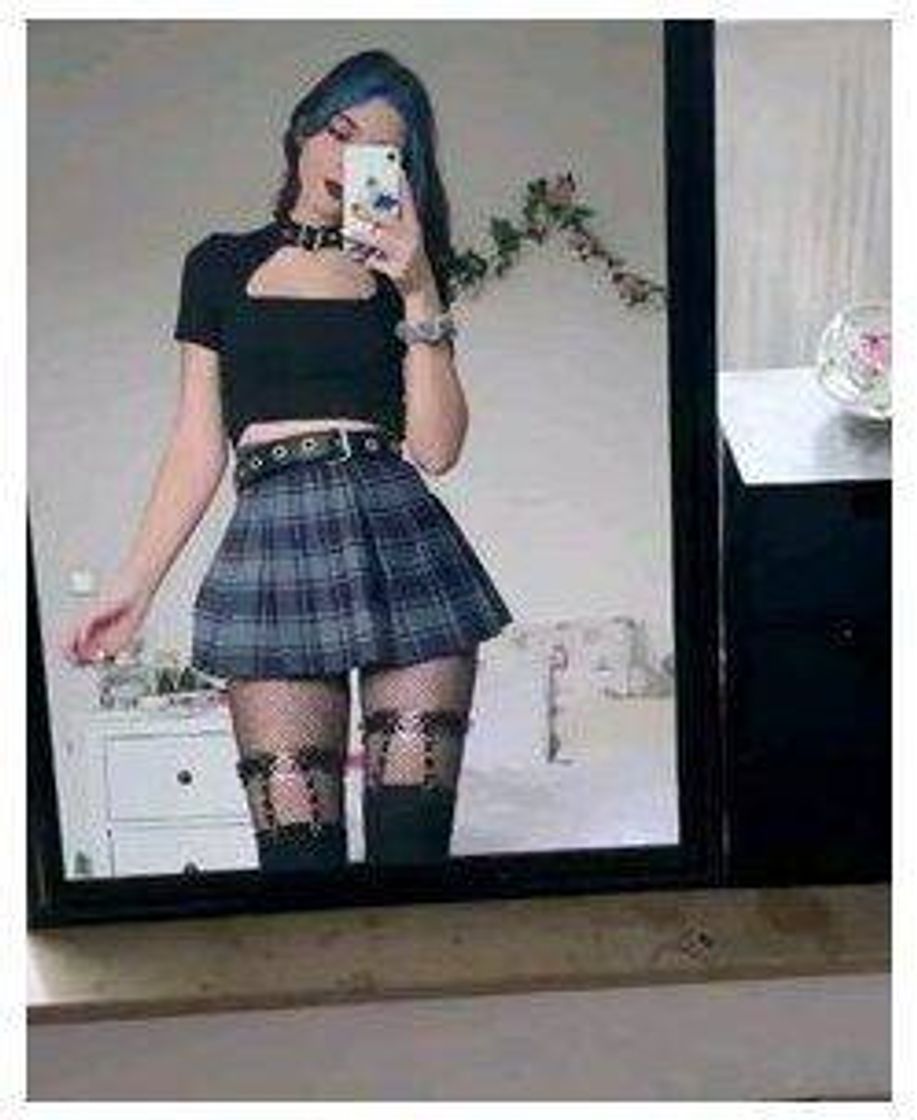 Moda Saia colegial e cropped