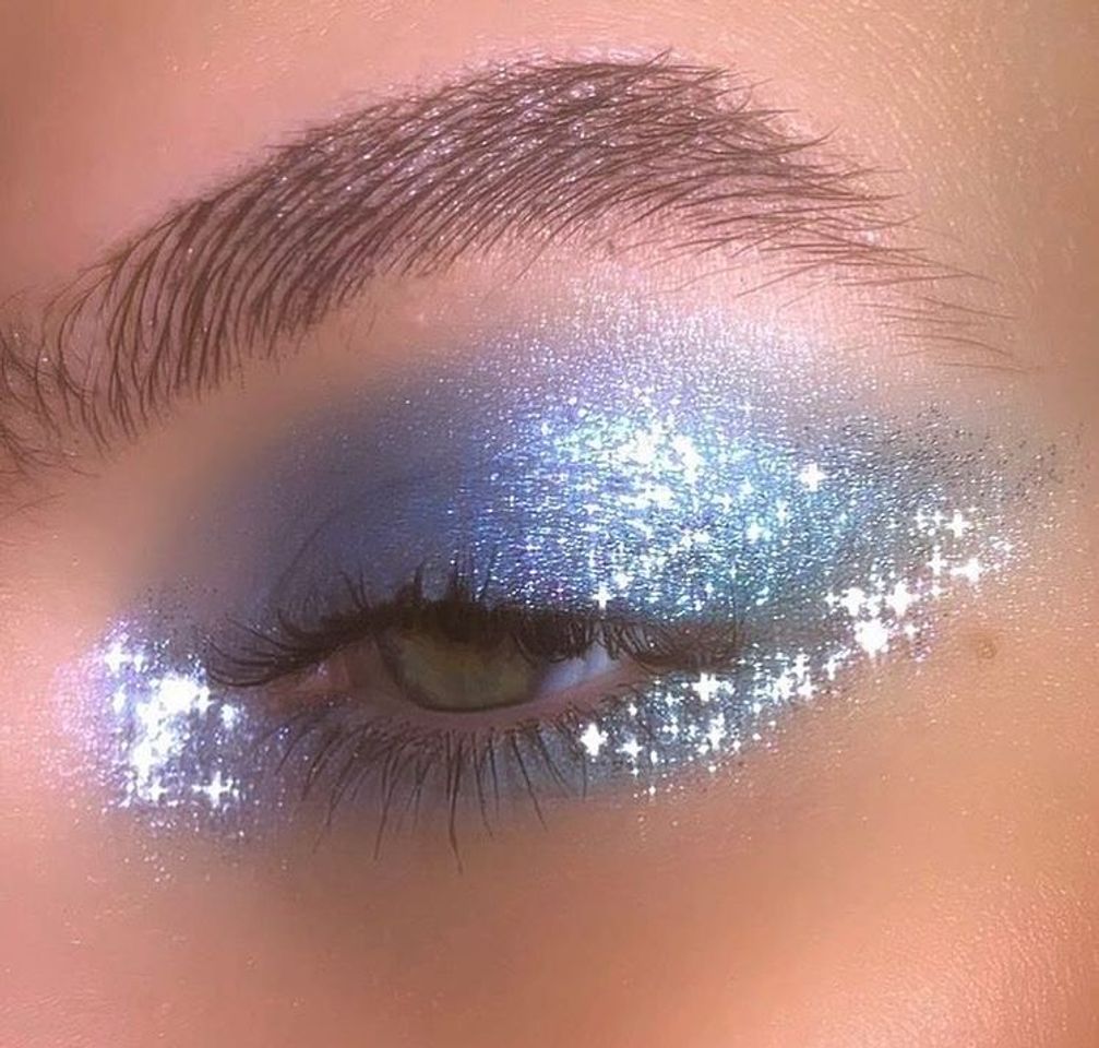 Fashion Glitter makeup 