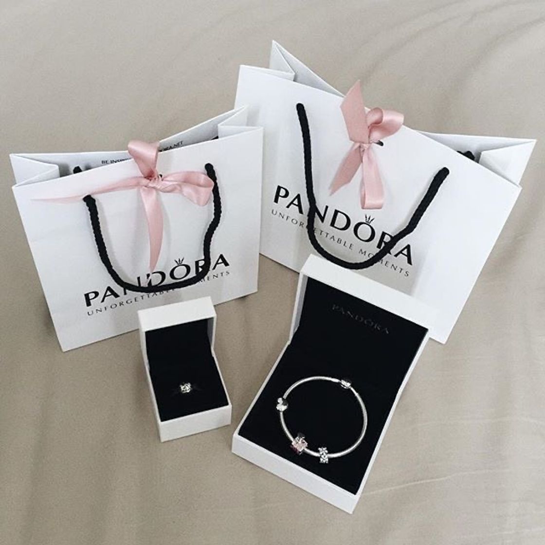 Moda Pandora 🖤✨