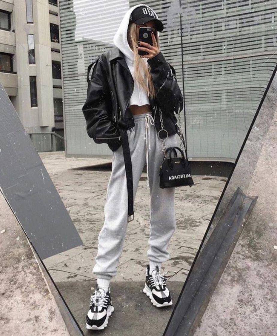 Social Outifit 