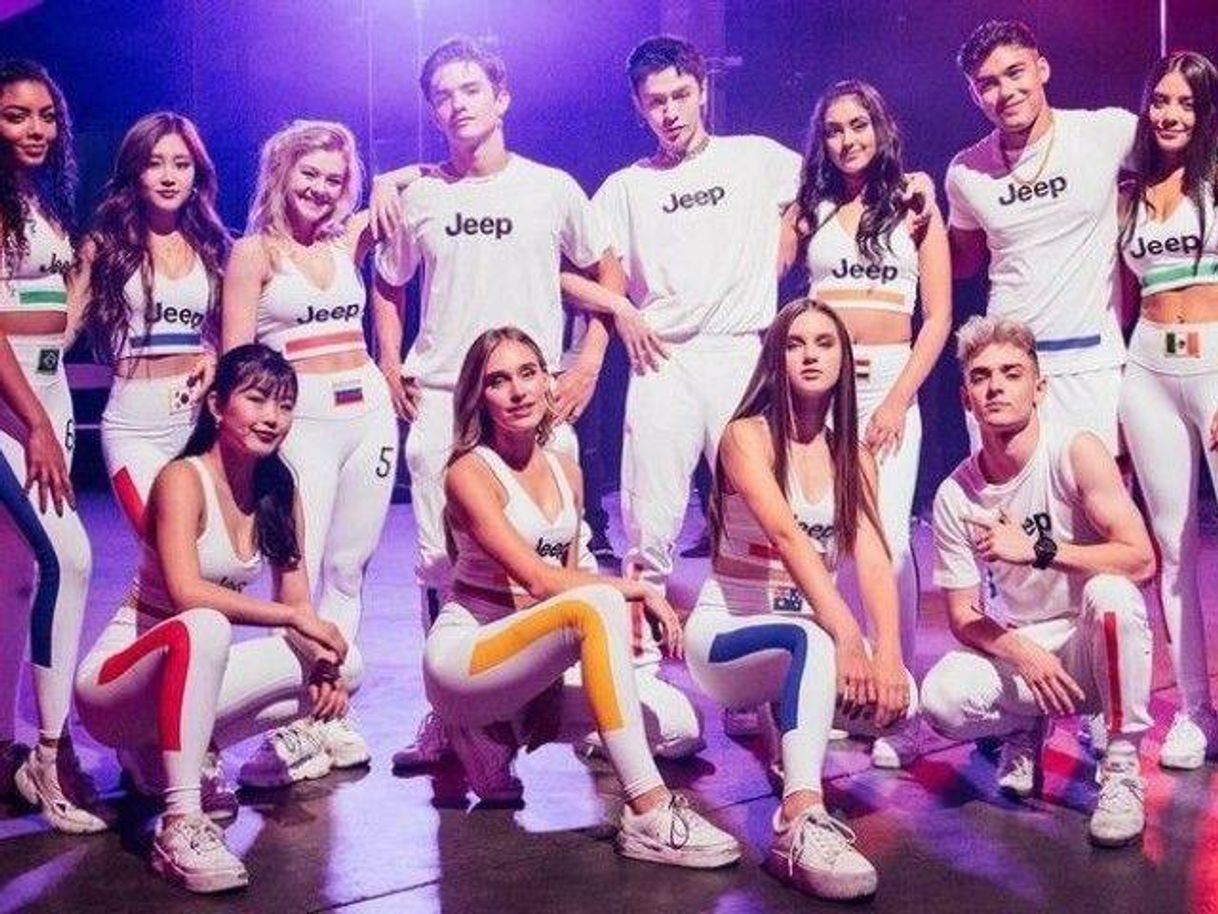 Moda NOW UNITED 