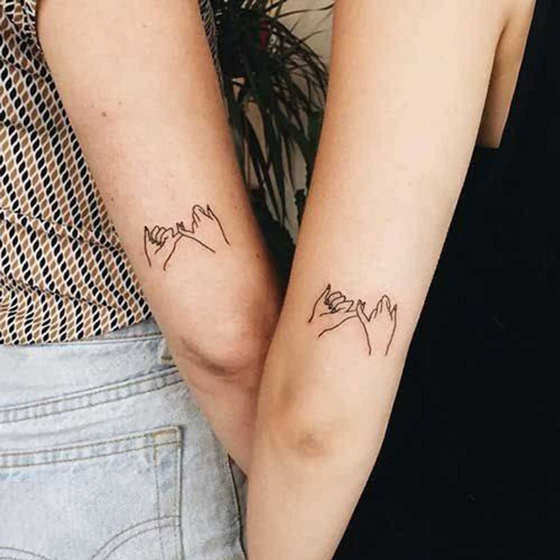 Fashion tatuagem minimalista a dois ✨