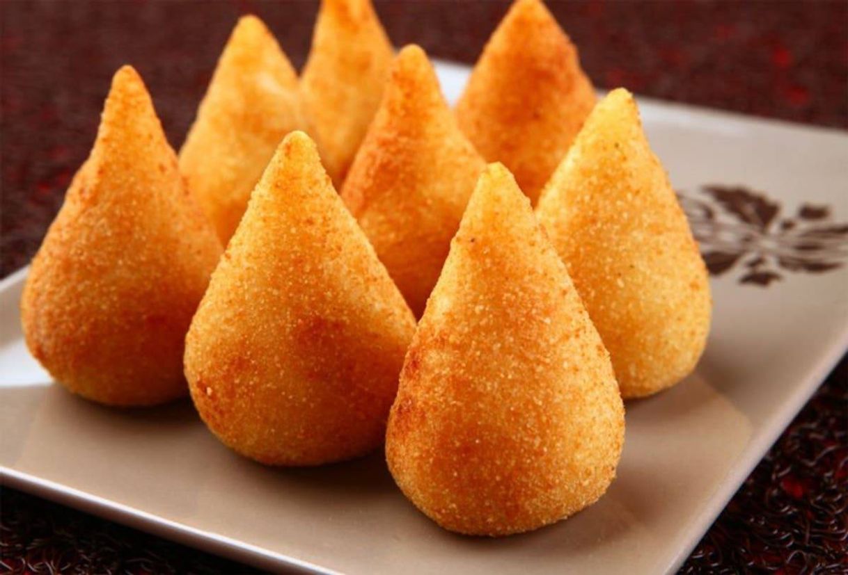 Moda Assistam..coxinha de frango com catupiry 😍 minha paixão