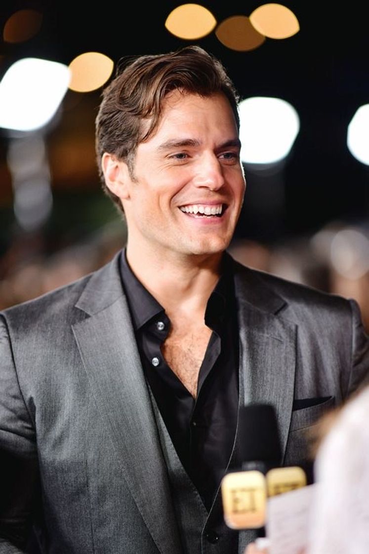 Moda HENRY CAVILL