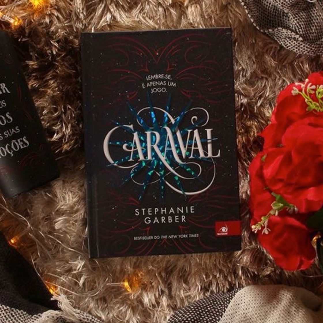 Moda Livro de fantasia- Caraval