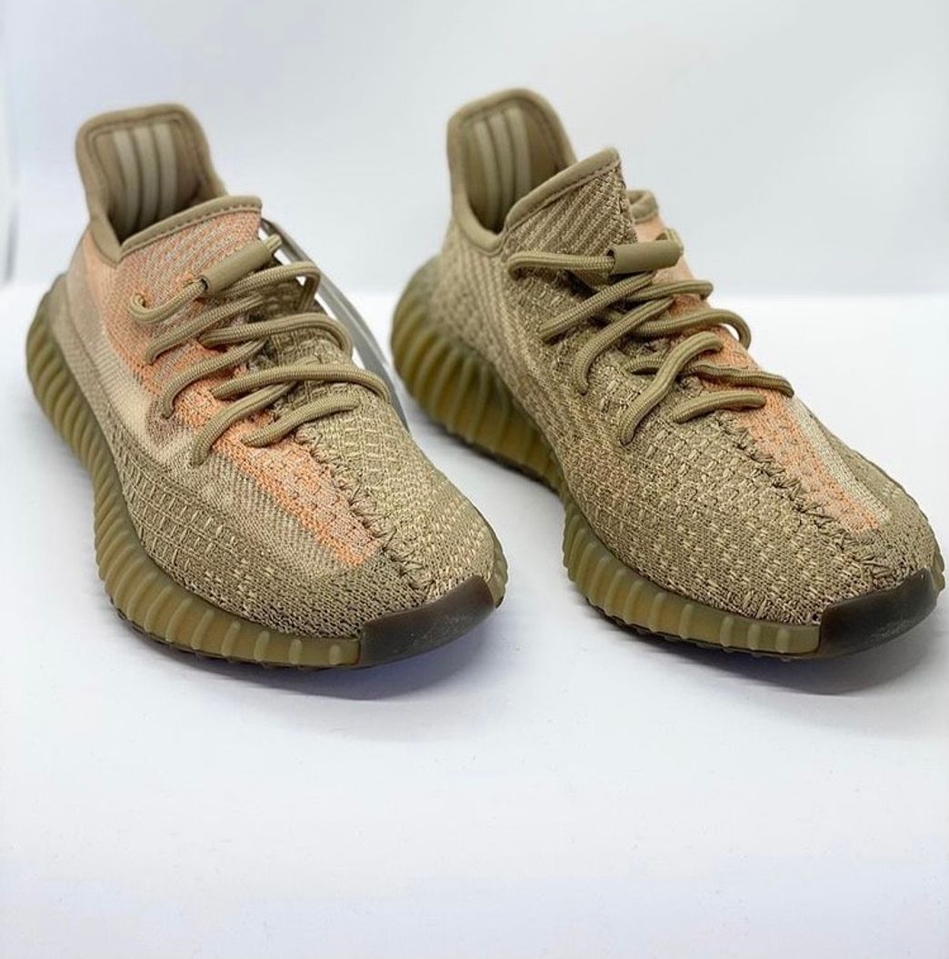 Moda Yeezy Boost 350 sand taupe 