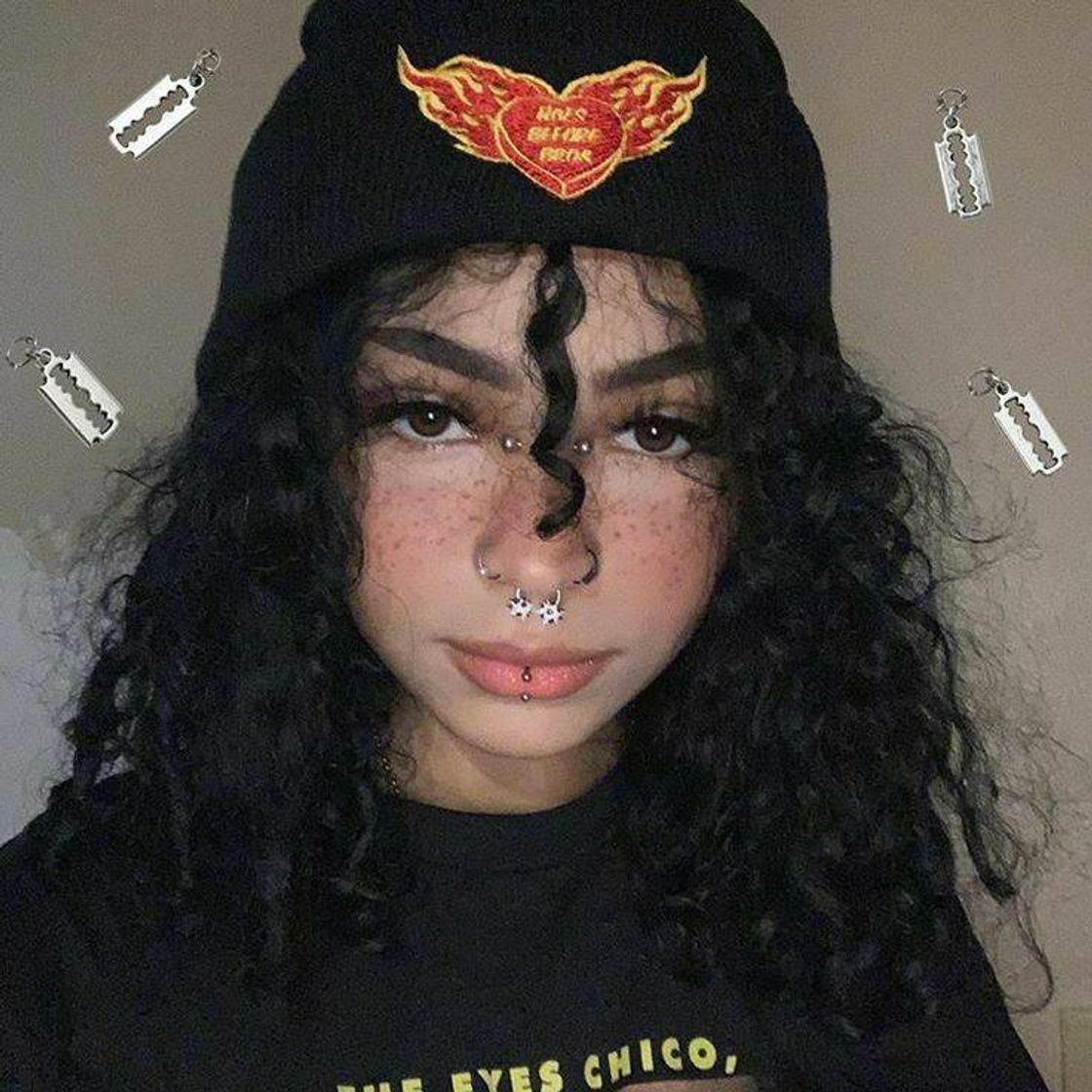 Oh Deus...agora eu quero um gorro, e ela ksskks