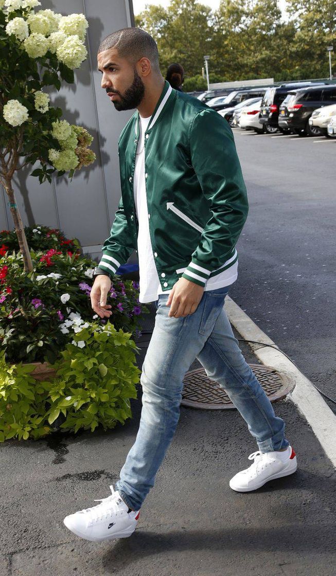 Fashion Look Drake com Stan Smith