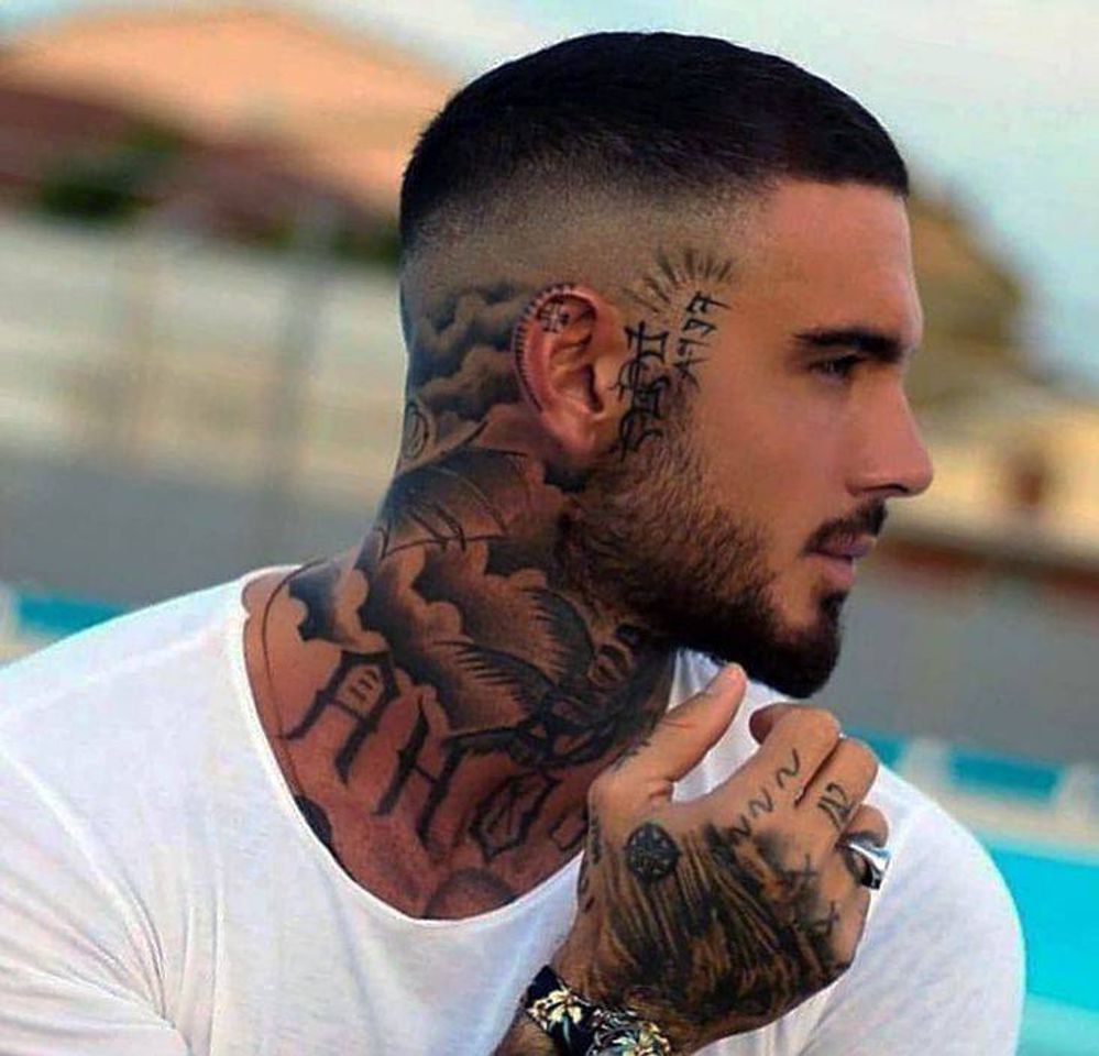 Moda Skin Fade Haircuts for Neat 
o) 
Super Stylish Look