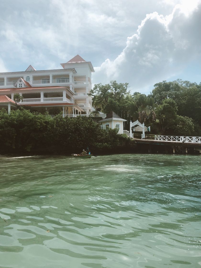 Lugar Cayo Levantado Beach