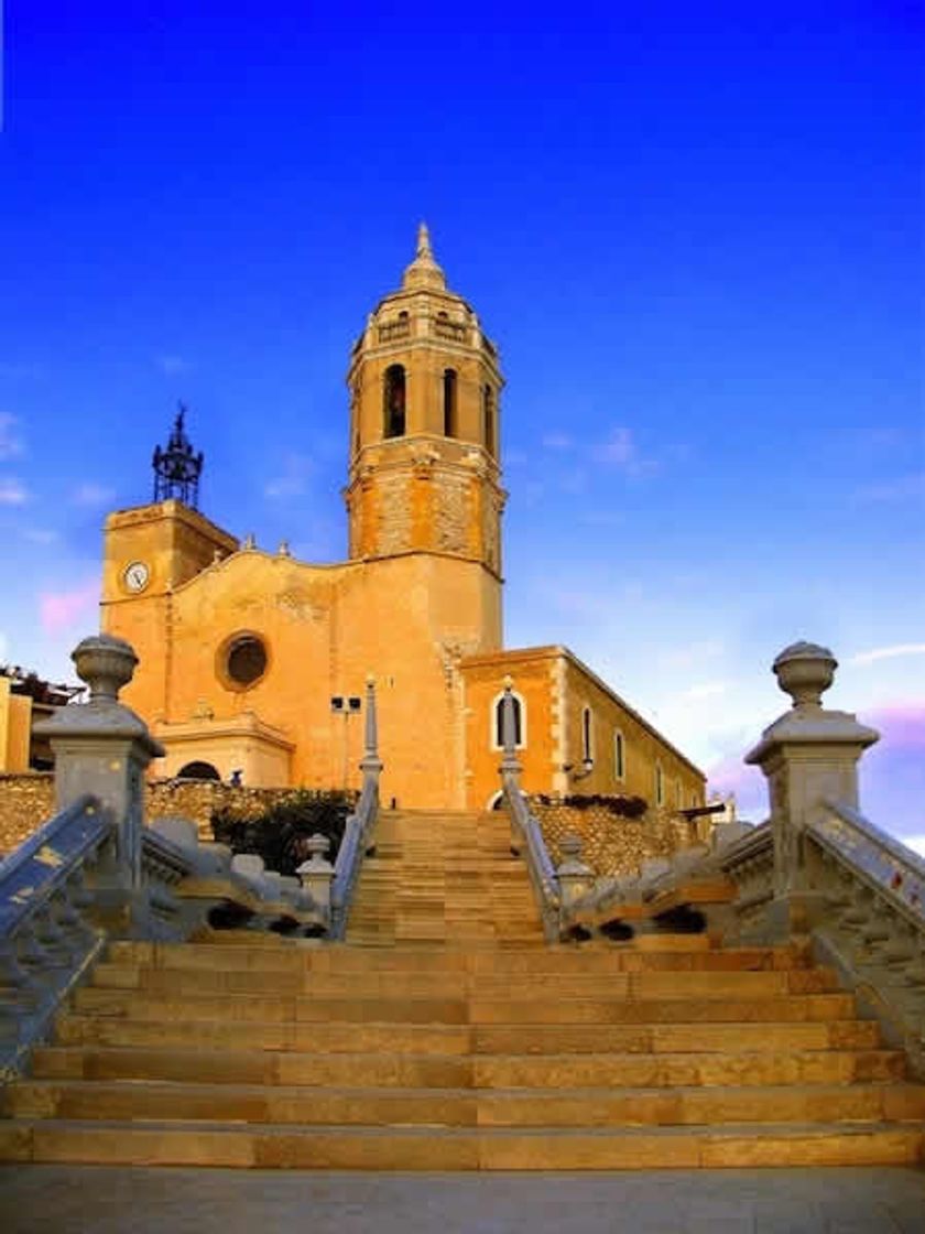 Place Parròquia de Sant Bartomeu i Santa Tecla