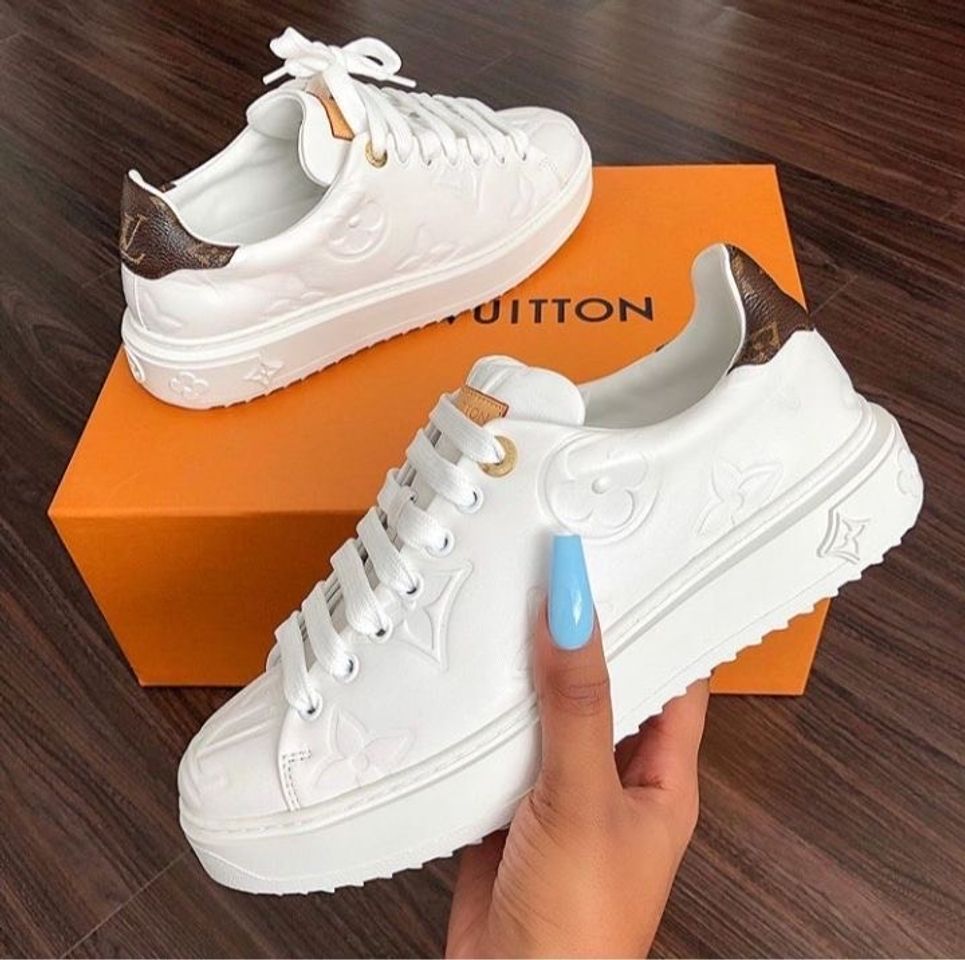 Social Sneakers 