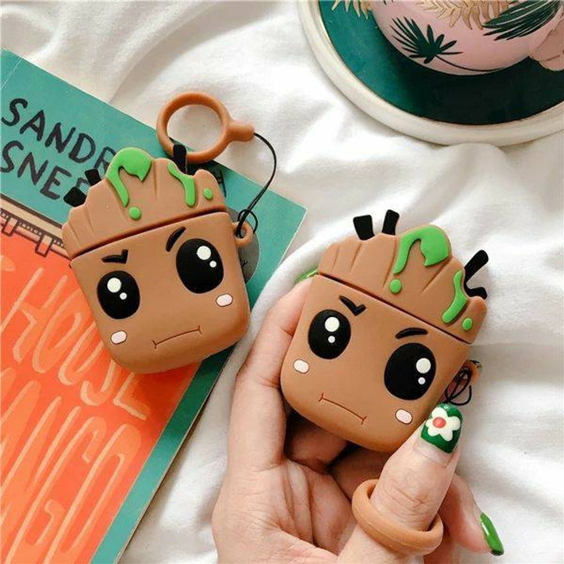 Moda Earphone Port Groot Tree