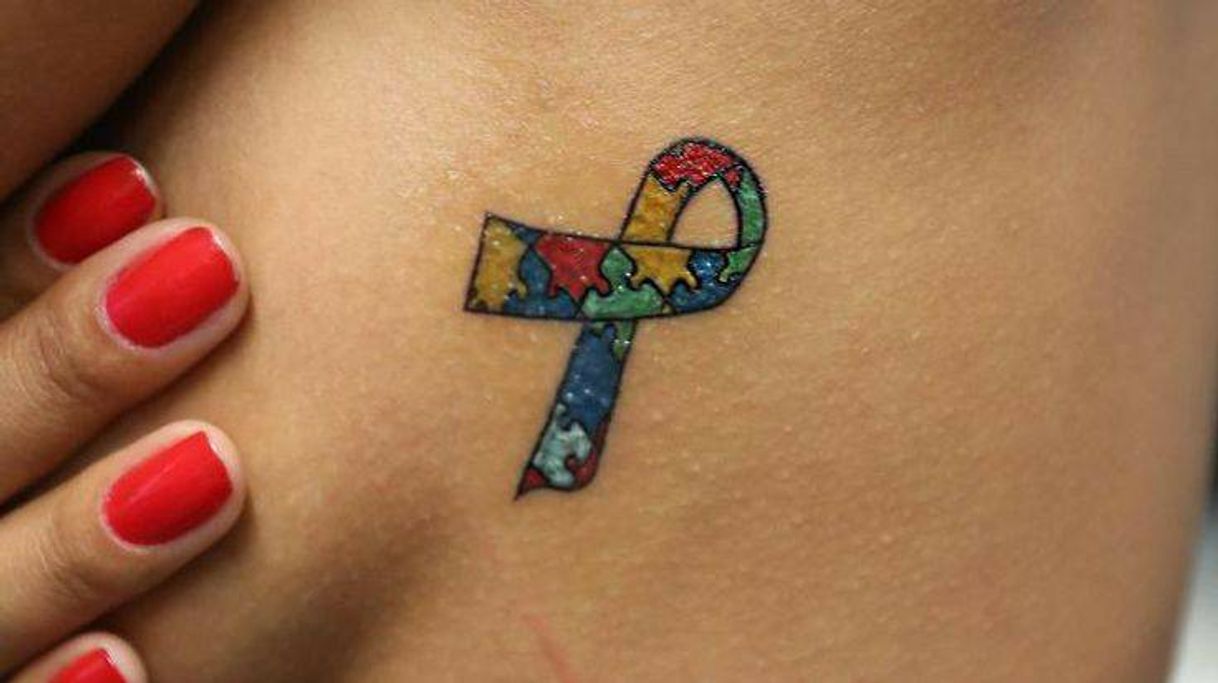 Moda Tatuagem delicada sobre autismo! 