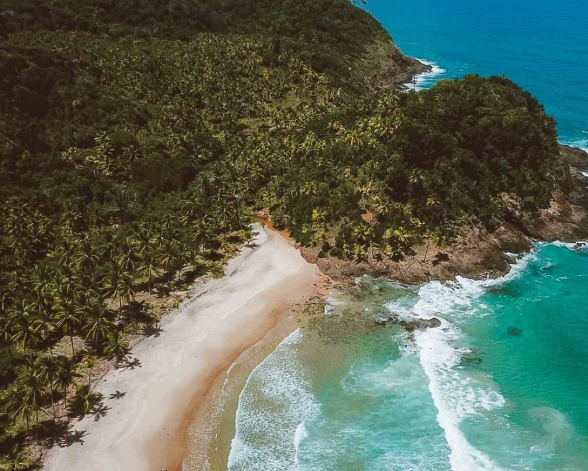 Lugar Itacarezinho Beach