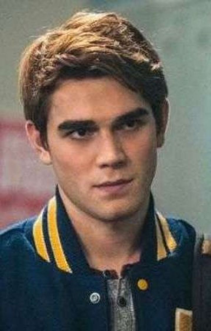 Fashion Archie Andrews 🏈🎸