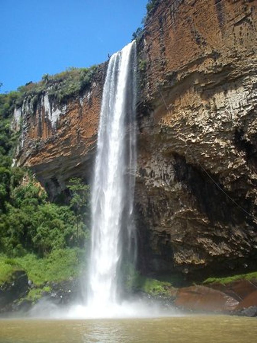 Place Cascata do Chuvisqueiro