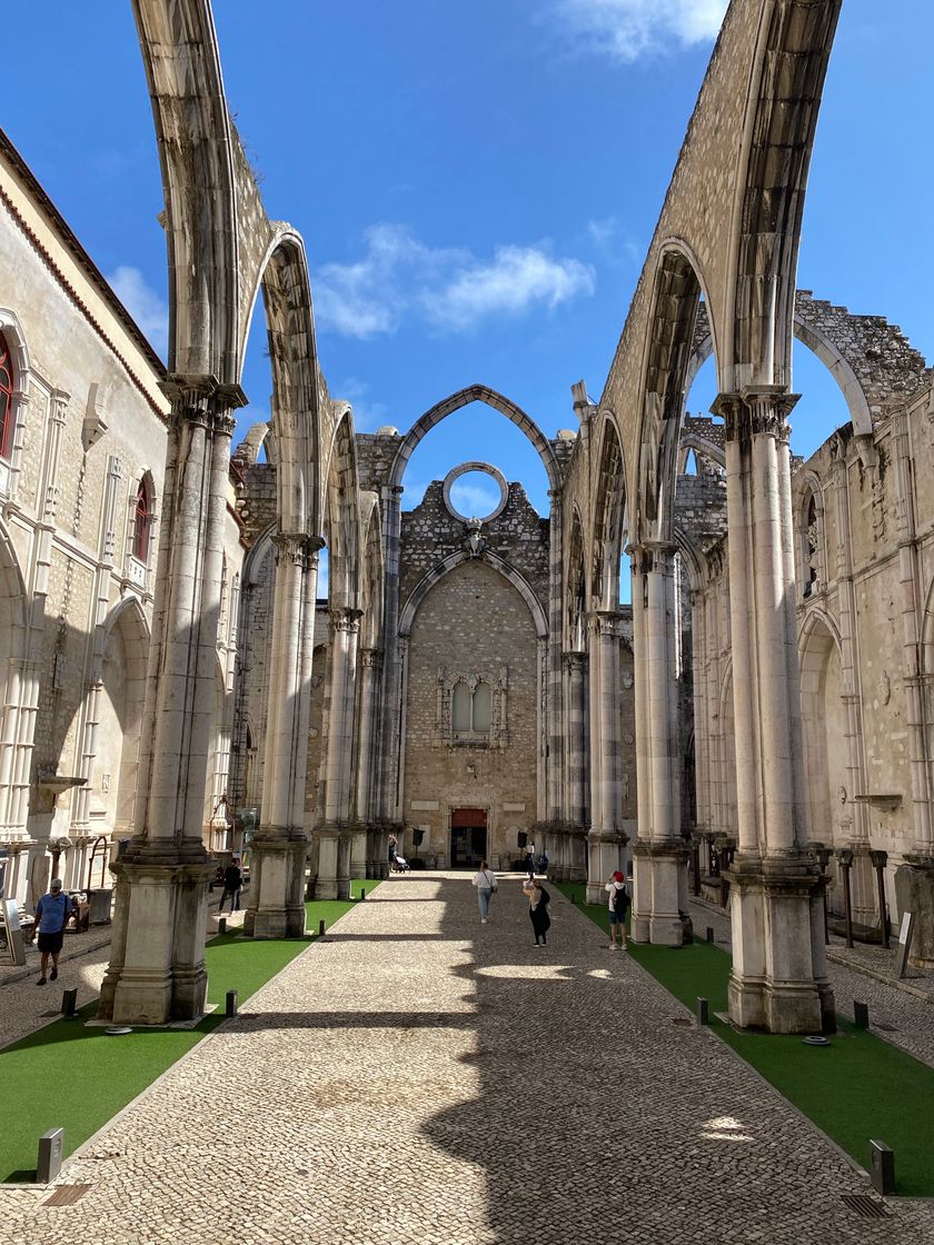 Lugar Convento do Carmo