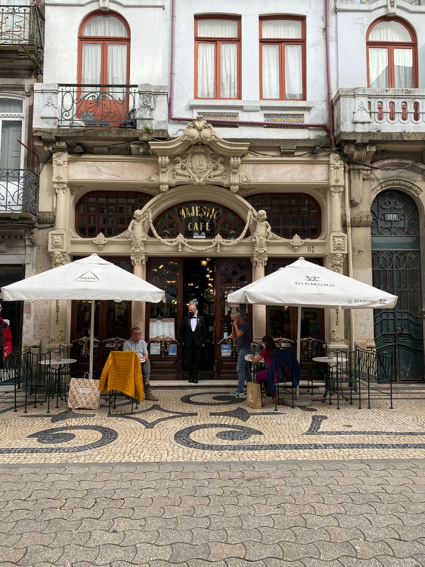 Restaurants Café Majestic