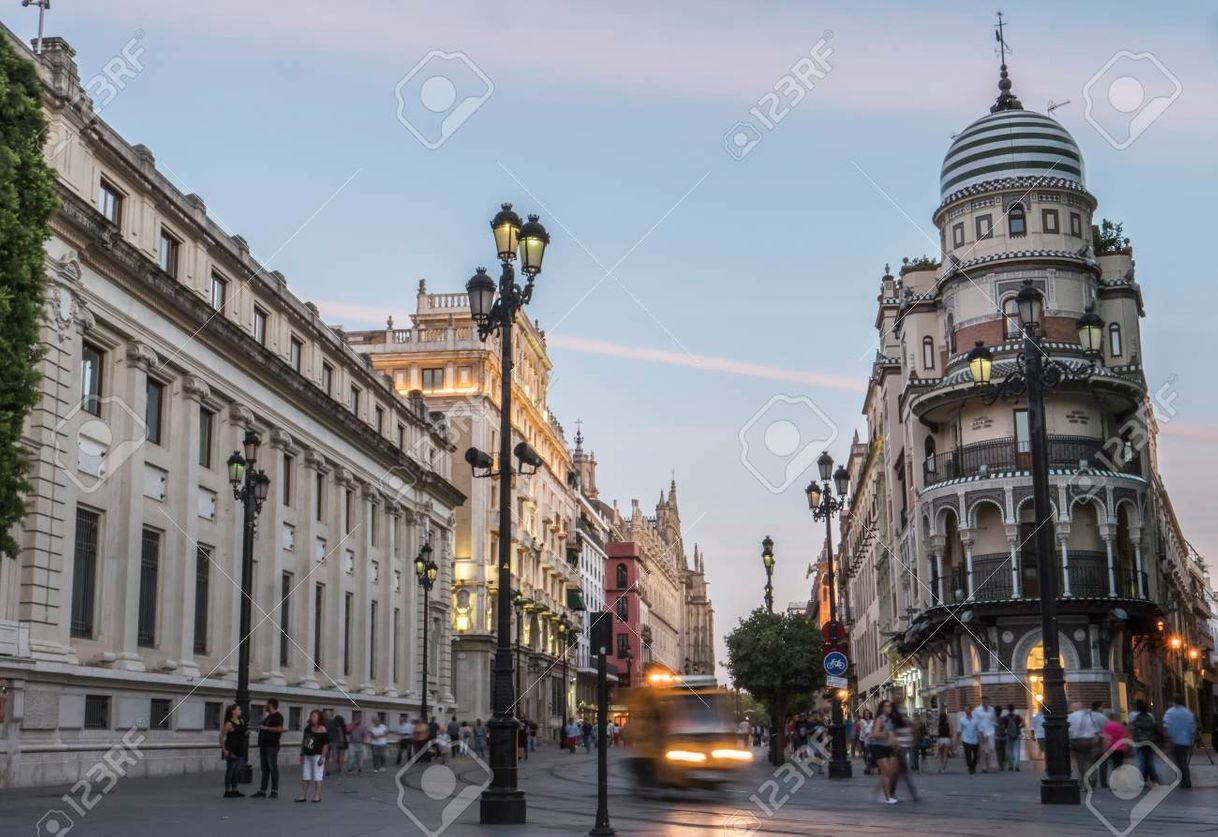 Places Avenida de la Constitución