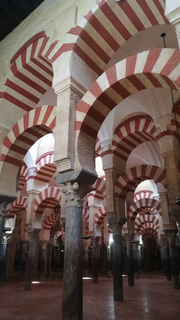 Lugar Mezquita-Catedral de Córdoba