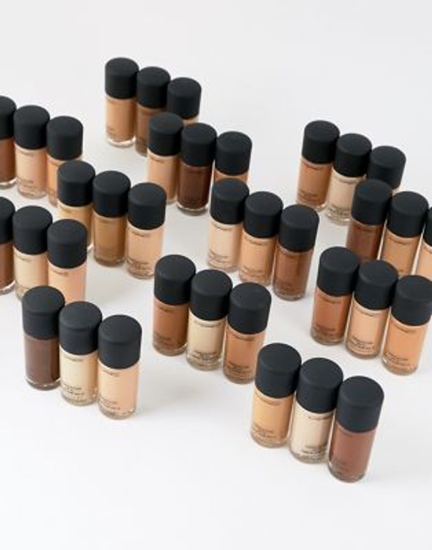 Fashion STUDIO FIX FLUID SPF 15 FOUNDATION 