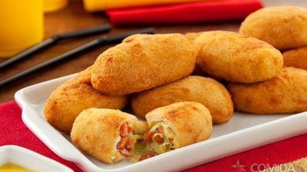 Restaurants Bolinho de batata com calabresa e queijo 