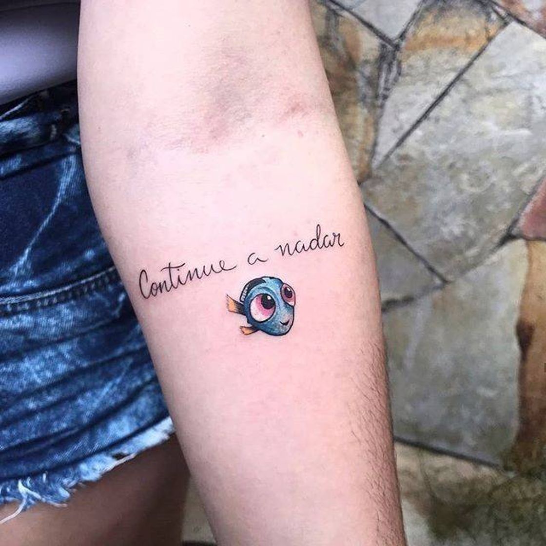 Moda tatuagem dory