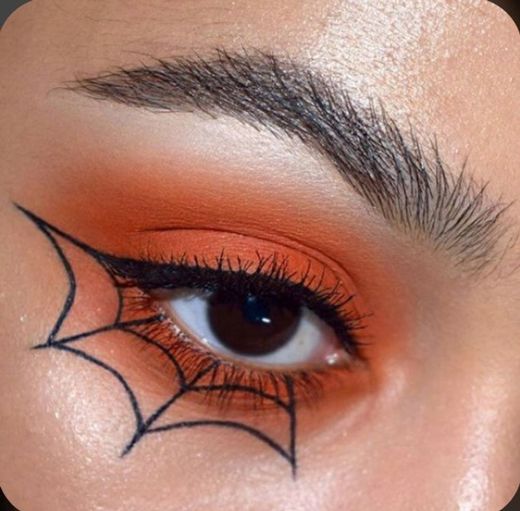 Make it Halloween year-round. | Halloween eye makeup, Holloween ...