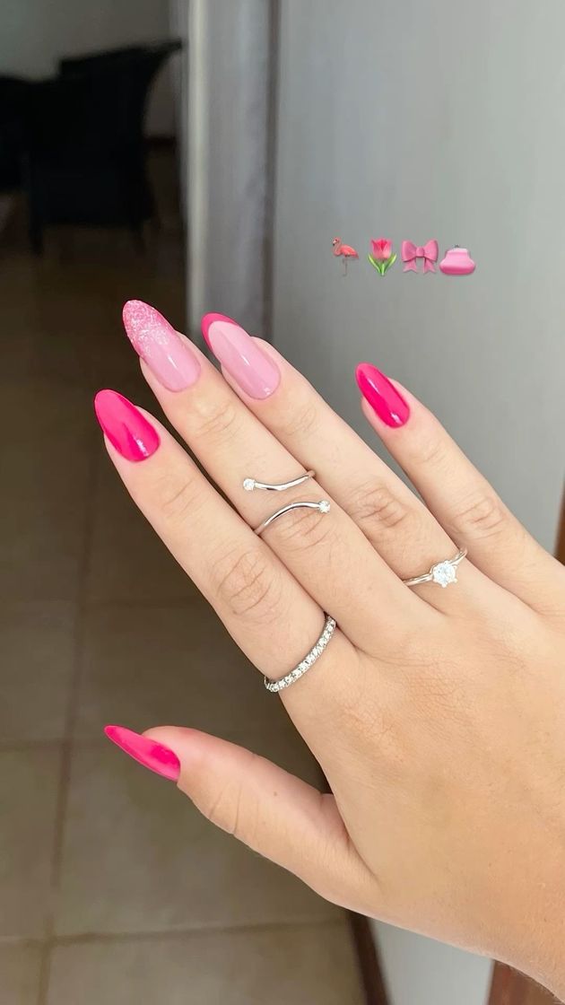 Social Nails