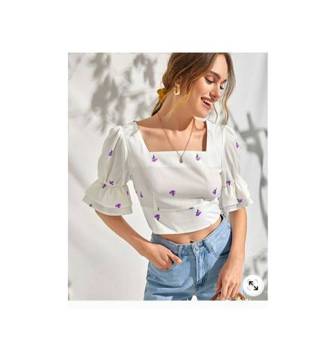 Blusa ocasional na cor branca com mangas compridas em camada