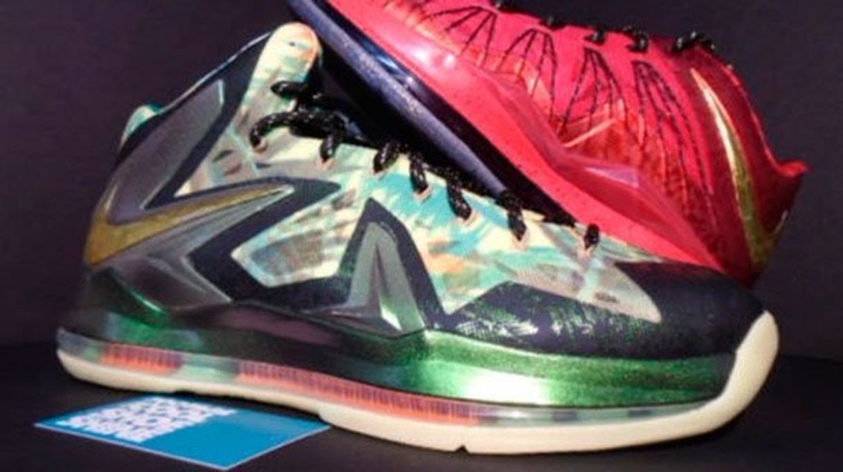 Fashion 5 – Nike LeBron X 