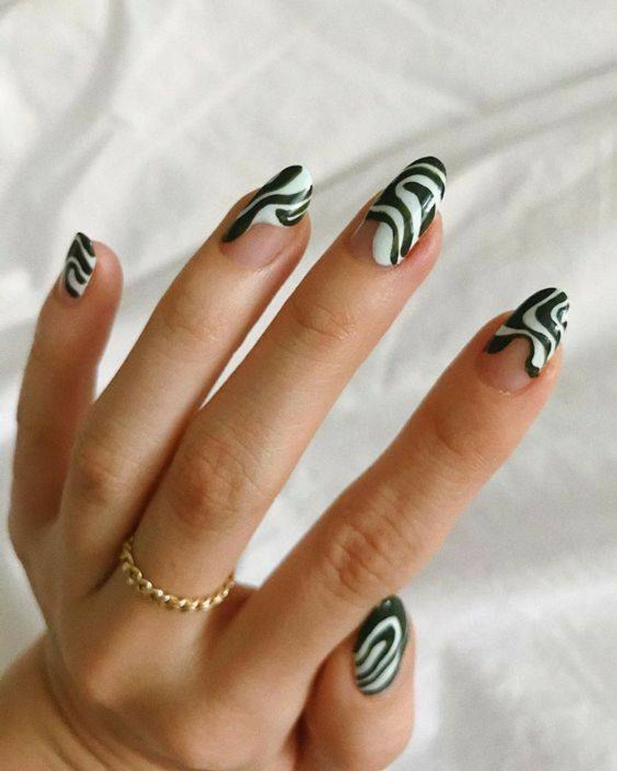 Moda Zebra vibes.